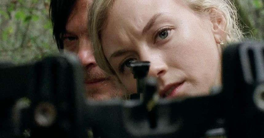 Daryl teaches Beth to track
